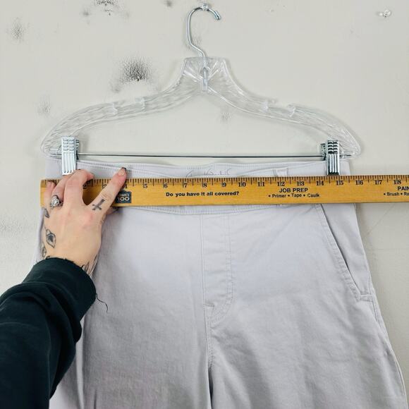 Gloria Vanderbilt Shape Effect High Rise Wide Leg Cropped Gray Pants Women’s 8 - Picture 2 of 8